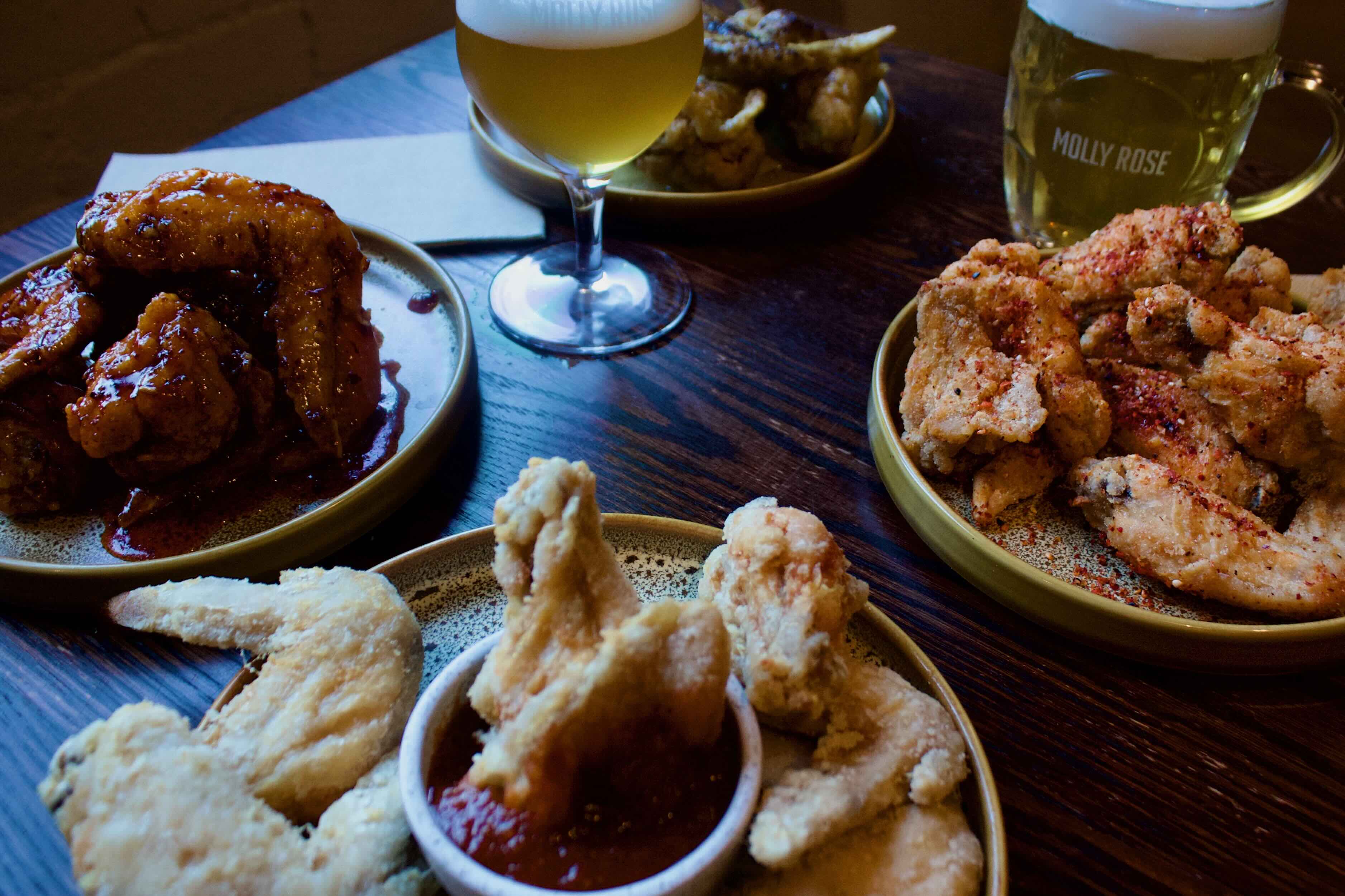 Footy Finals, Wings with Mates