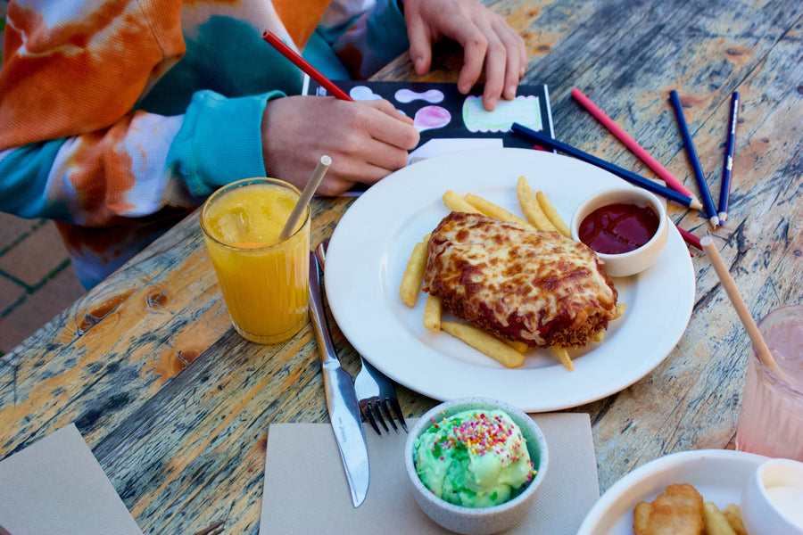Kids Eat Free Sundays